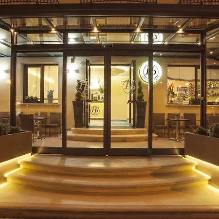 Philadelphia Hotel 3*