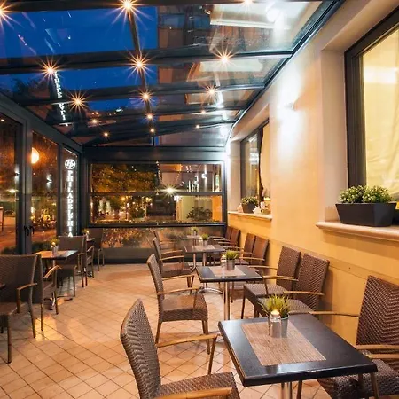 Philadelphia Hotel Cattolica